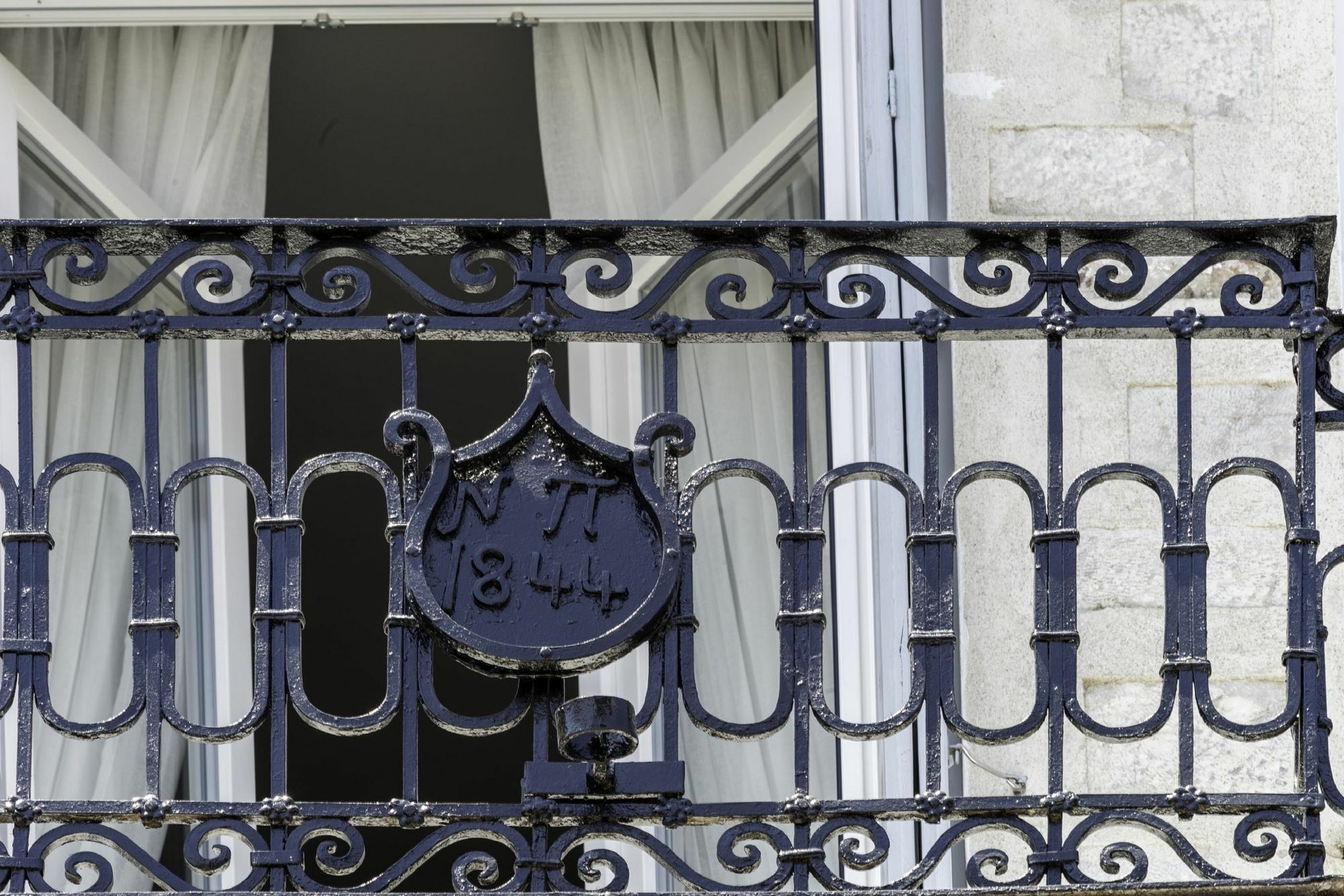 1844 Suites Syros 埃尔莫波利斯 外观 照片